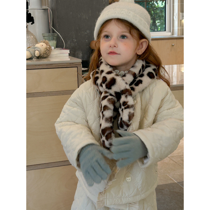 Girl designer's fashionable winter clothing set for autumn and winter girls, new Korean style cotton jacket, half skirt, thickened Western style