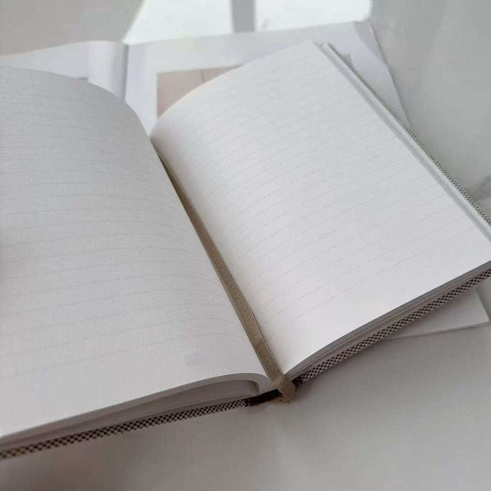 Notebook Journal Business Student Diary Thickened Leather Simple Design For College Students Office Use B5