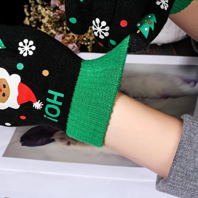 Cozy Thermal Touchscreen Christmas Knit Gloves for Adults and Children Five Finger Winter Gloves Warm Outdoor Gift Accessory 251021