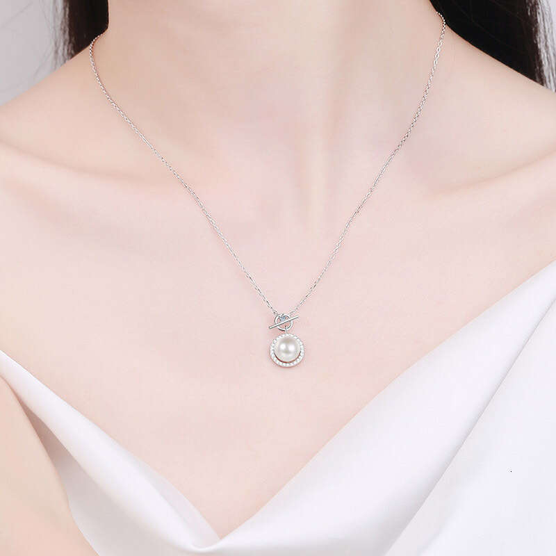 DHCollections-- Sterling Sier Necklace for Women Freshwater Pearl Moissanite Choker Plated PT950 Gold Collarbone Chain