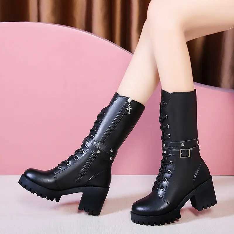 Winter New Solid Color Thick Sole Increase Buckle Design Model Boots Round Head Square Heel Nonslip Womens Midcalf Boots W251024