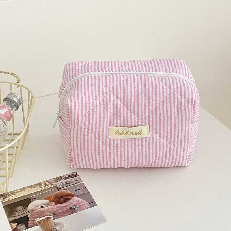 Candy Color Stripe Womens Storage Bags Casual Female Cosmetic Bag High Capacity Cute Female Pencil Case Makeup Bag HandbagsT251024