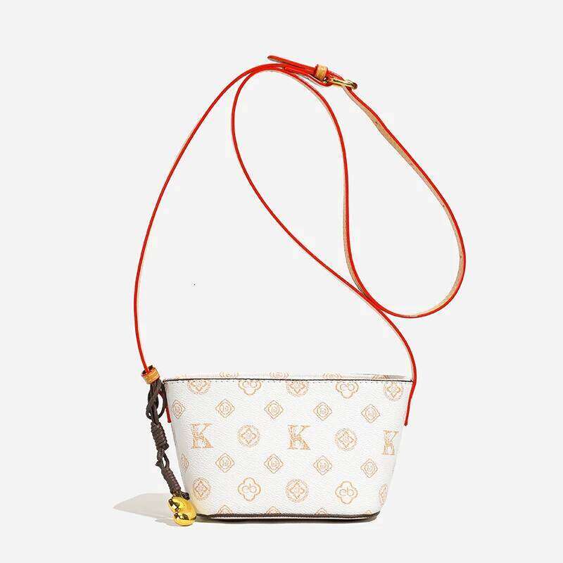 Designer bag Trendy Casual Crossbody Handbag With Letter Vintage Style For Women Simple Leather Commuter Bag