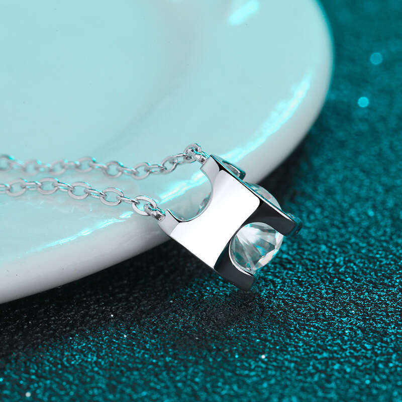 DHCollections-- S Pure Sier Necklace Plated with PT950 Moissanite Bull Head Style Rose Gold Clavicle Chain Any Appraisal