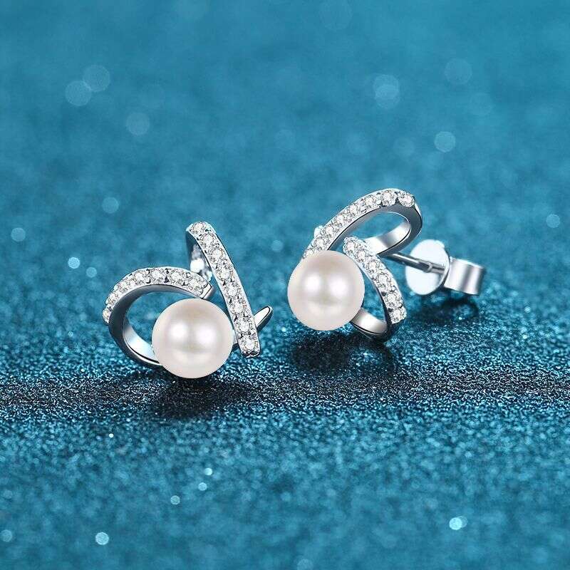 DHCollections-- Sterling Sier for Women, Online Same Style, Heart-Shaped, Flawless Freshwater Pearl Moissanite Stud Earrings