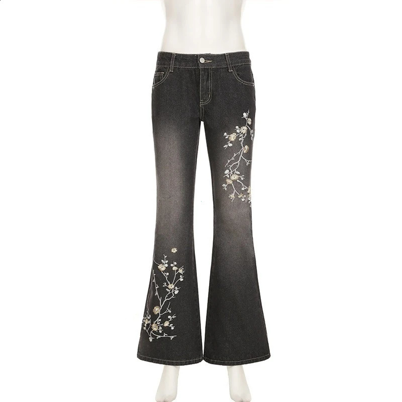 Floral Embroidery Jeans Vintage 2000s Low Rise Flared Jeans Women Retro Y2k Baggy Denim Pants High Street Basic Trousers 251023