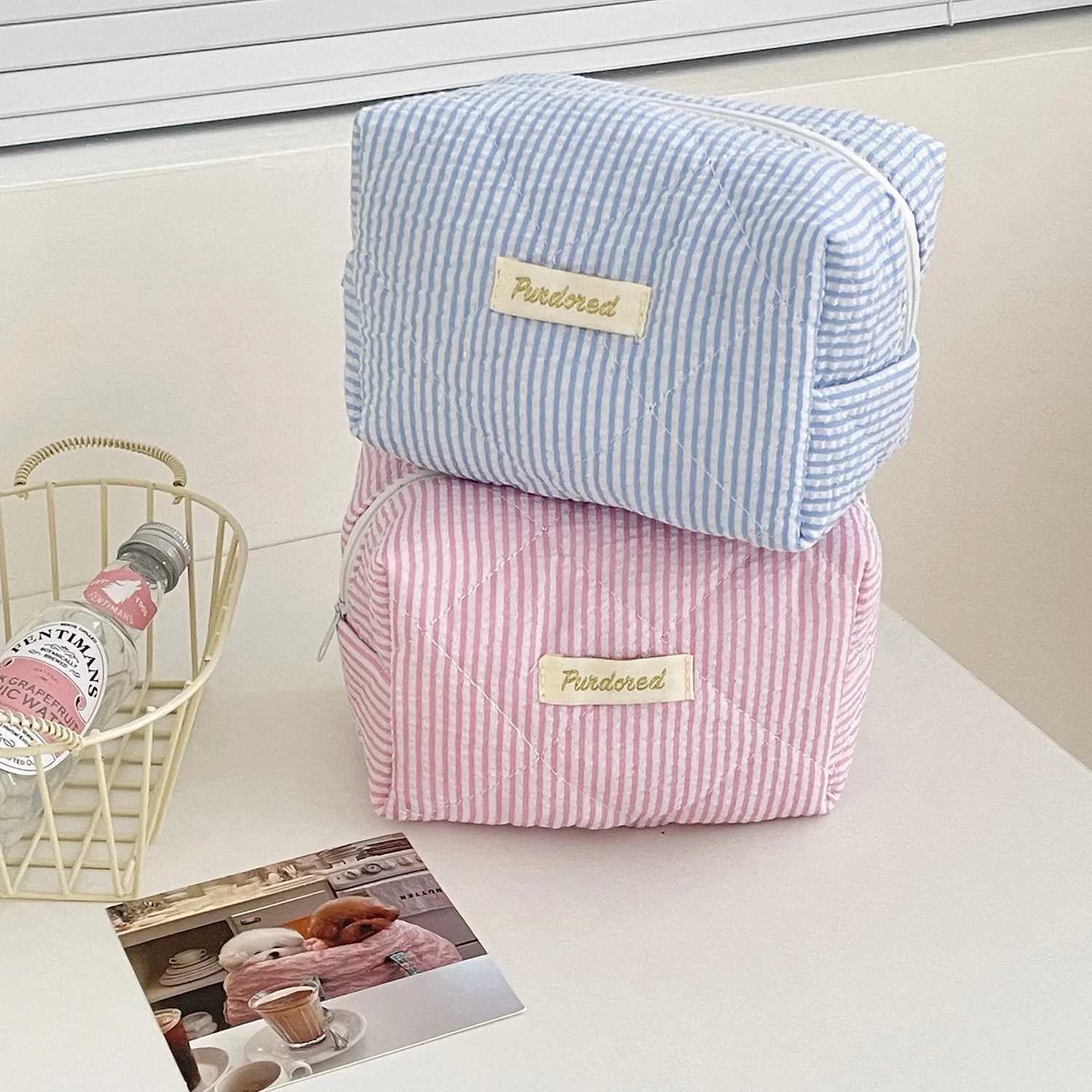 Candy Color Stripe Womens Storage Bags Casual Female Cosmetic Bag High Capacity Cute Female Pencil Case Makeup Bag HandbagsT251024