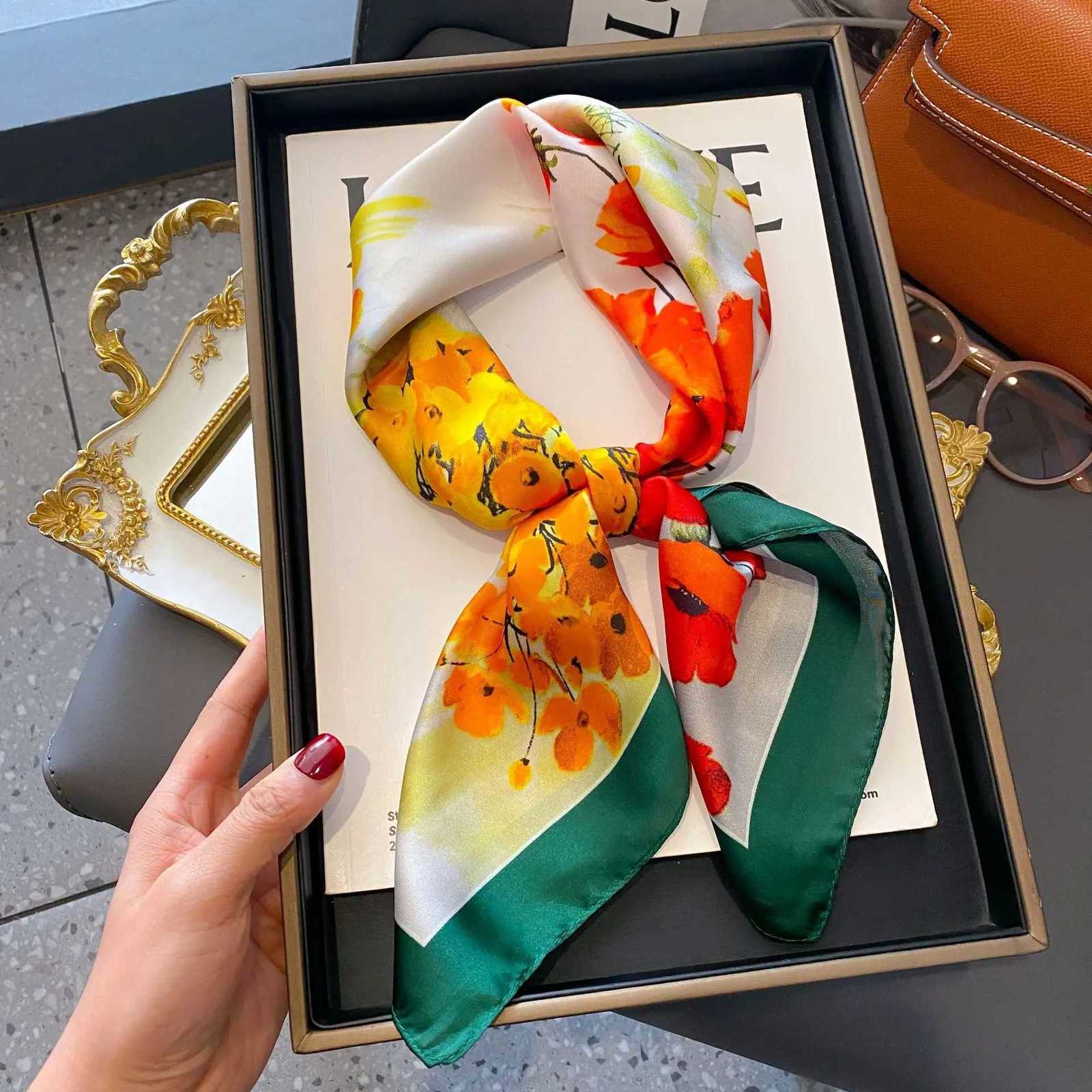 Luxury Print Spring Neck Tie Shl 2025 Silk Square Scarf Wen Wrs Fem 70cm Hair Hand Wrist kercheif Hijab Bandana Y251024