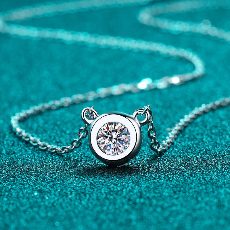 DHCollections-- Sterling Sier Plated PT950 Gold Bubble 1 Moissanite Necklace Valentine's Day Gift Clavicle Chain for Women