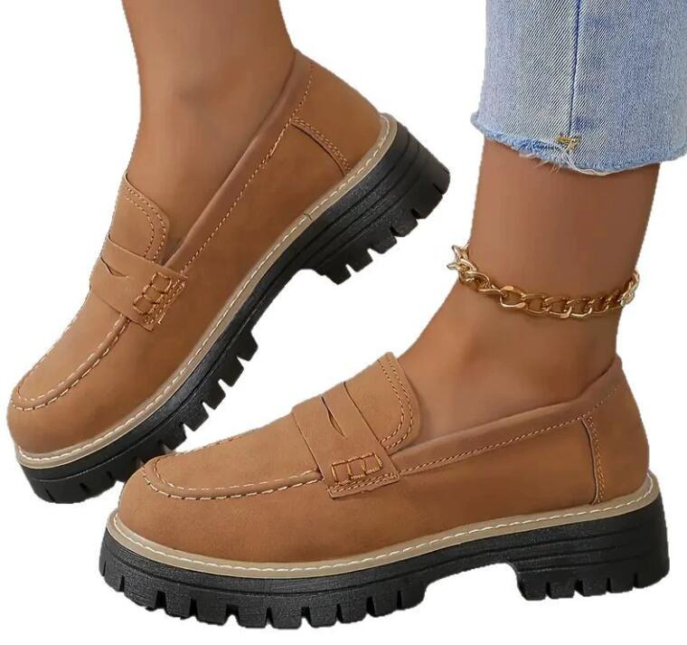 New Spring and Autumn Le Fu Shoes Large Casual Sand Grinding British Style Women's Shoes Coarse Heel Thick Bottom Foreign Trade Retro Z 10.21-9