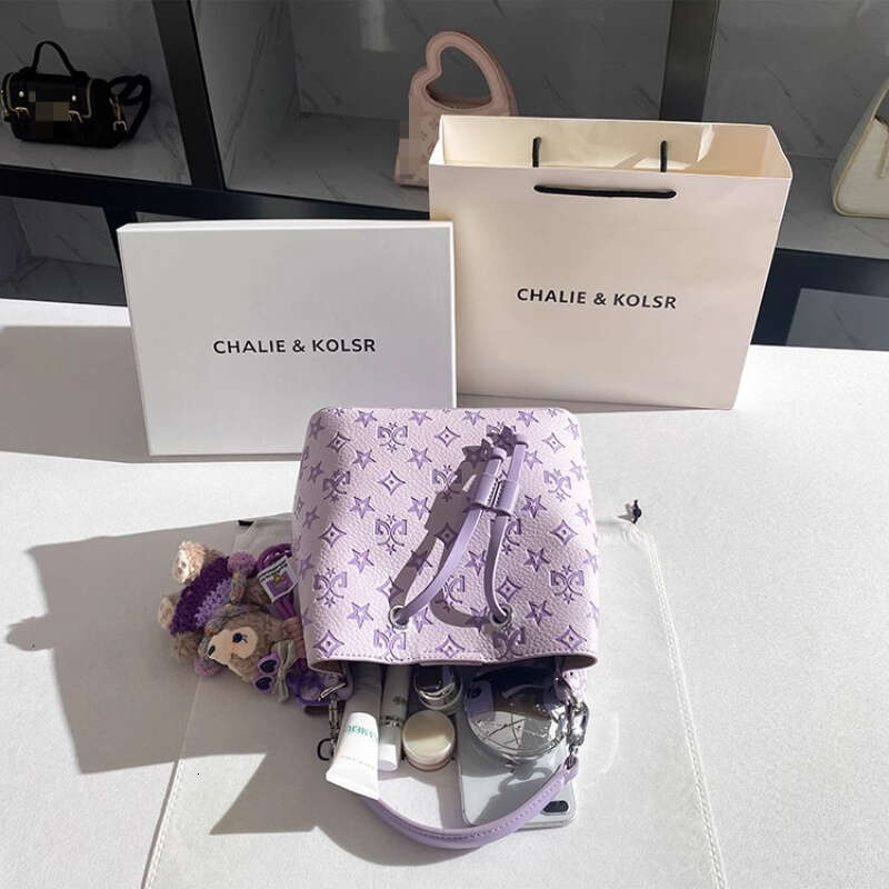 2025 New Large Capacity Purple Bucket Bag For Women - Elegant Geometric Pattern, With Emed Detailing, Adjustable Shoulder Strap & Golden-Tone Hardware