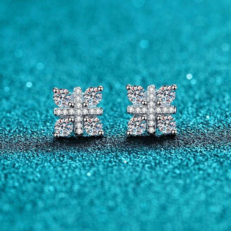 DHCollections-- XDY Pure Sier for Women Peace Knot Micro Inlaid 48 Points Moissanite Stud Earrings Jewelry