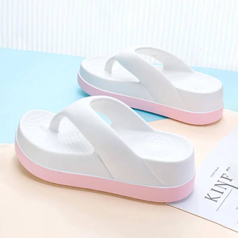 Woman flip flops Popular Design Shoes 2024 trend Casual Platform Sandals non-slip Outdoor slippers Unique features Flat sandals ddmypanda