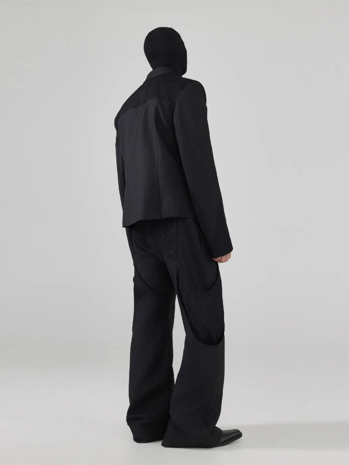 Mauroicardi Autumn Short Black Fitted Asymmetrical Blazers for Men Shoulder Pads Single Button Elegant Clothes 251023