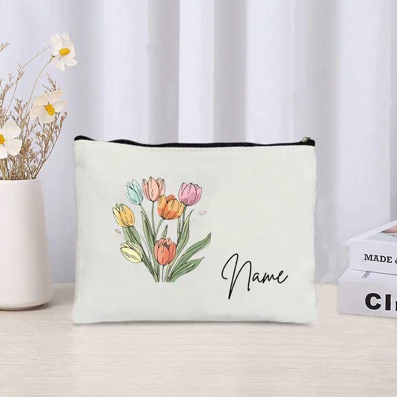 Tulip Flowers Customized Name Cosmetic Bag Wedding Bride Bridesmaid Lipstick Pouch Travel Storage Makeup Bags Personalized GiftT251024