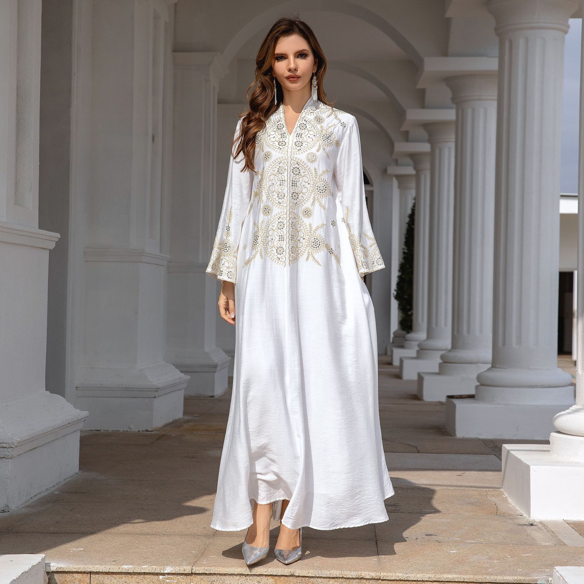European and American Muslim Women's Designer Robe Middle Eastern Dubai Clothing Abaya Embroidered Robe Evening Dress