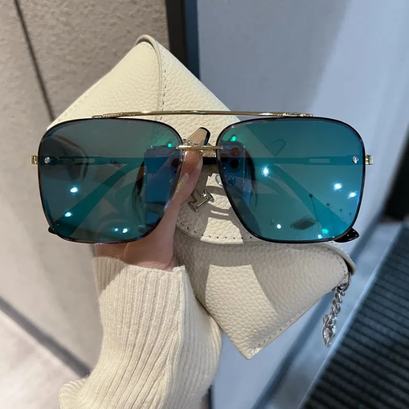 Transparent Blue Sunglasses for Men Retro Double Beam Driving Eyeglasses for Travel UV Protection Shades UV400 Eyewear 251023