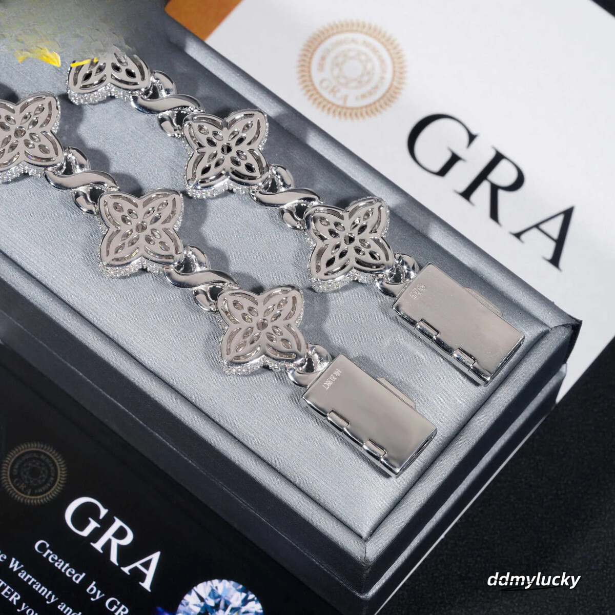 Four Leaf Clover Bracelet: Sterling Sier Moissanite Dia Tennis Bracelet - Elegant Lucky Charm Design Ddmylucky