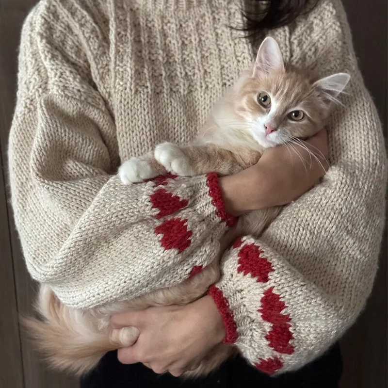 Womens Lazy Warm Knitted Sweater 2025 Autumn Winter New Fashion Solid Color Love Pattern Loose Longsleeved Pullover SweaterT251025