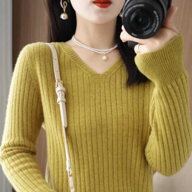 Sweater Women Autumn Winter Women Sweaters Fashion Vneck Cashmere Sweater Women Knitted Sweater Pullover 2022New TopsT251025