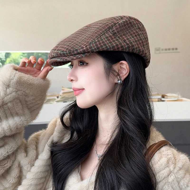 Retro Hat New Plaid Hats Wen Berets Spring Autumn Winter Newsboy C Wen Vintage Flat Ivy Hats Golf Driving C Casquette Y251025