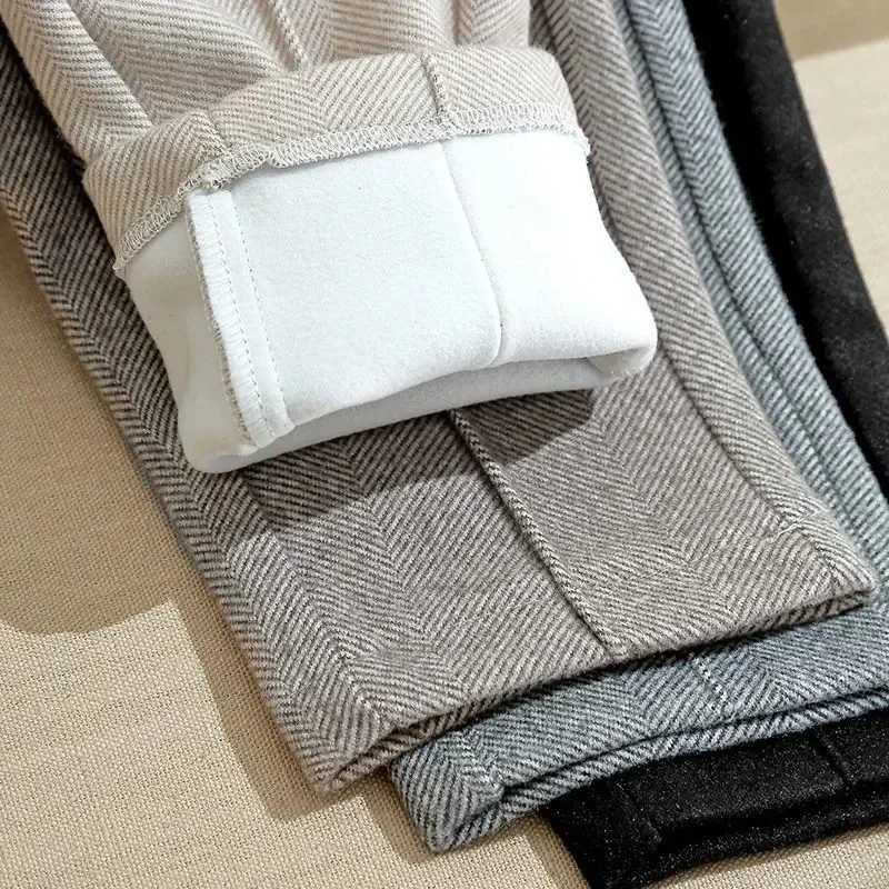 Winter Thicken Woolen Pants Women Casual Plush Velvet Lined Warm Harem Pantalons High Waist Wool Blend Straight Trousers N275T251025