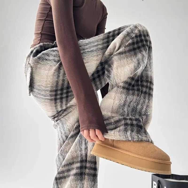 Plus Fleece Vintage American Style Plaid Wide Leg Women Winter High Waist Loose Casual Straight Cootrast Color Allmatch PantsT251025