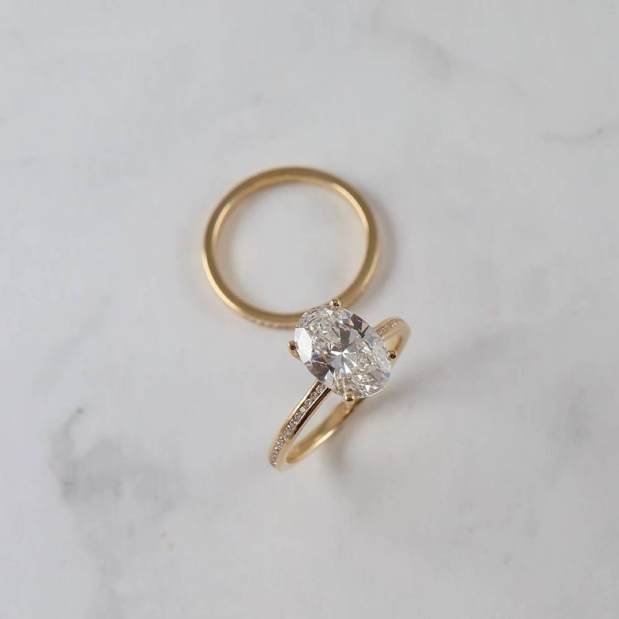 Elegant Oval Shape 175 Ct Moissanite Wedding Set with Invisible Halo and Channel Set Shoulder Accents in 925 Silver for Brides