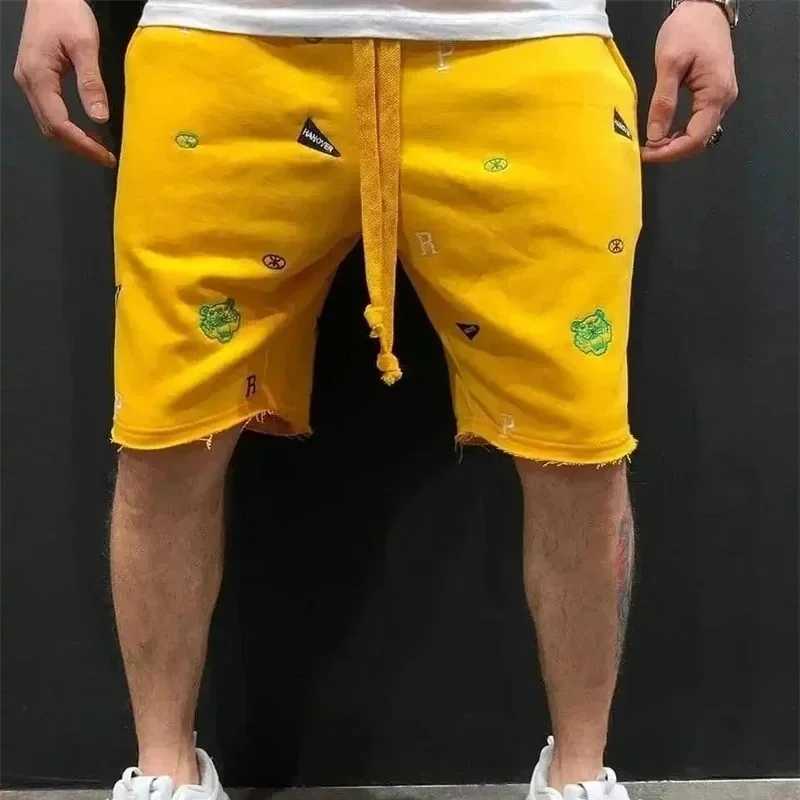 Mens casual shorts Men Cargo Shorts Relaxed Fit Breeches Bermuda sports Short Pants cotton Embroider Shorts Mens sweatpantsXJ251025