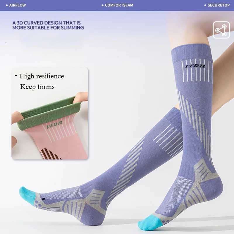 Veidoorn Womens Compression Socks Knee High NonSlip Sole Support for Circulation Best for Medical Running Athletic Y251024