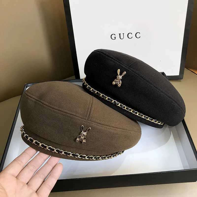 Sweet cool metal chain beret fem British retro star anise hat autumn and winter Korean version fashion bud painter hat tide Y251025
