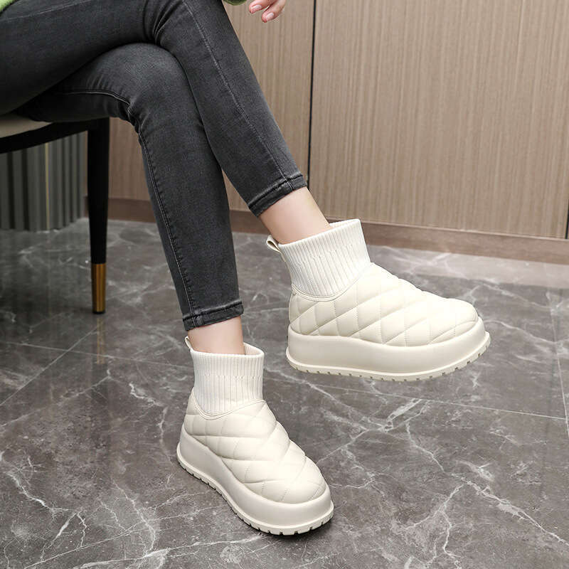 New Snow Boots Winter Cotton Casual Women's Shoes High-top Sneakers Thick-soled Height-increasing Student Korean Version Versatile temperament