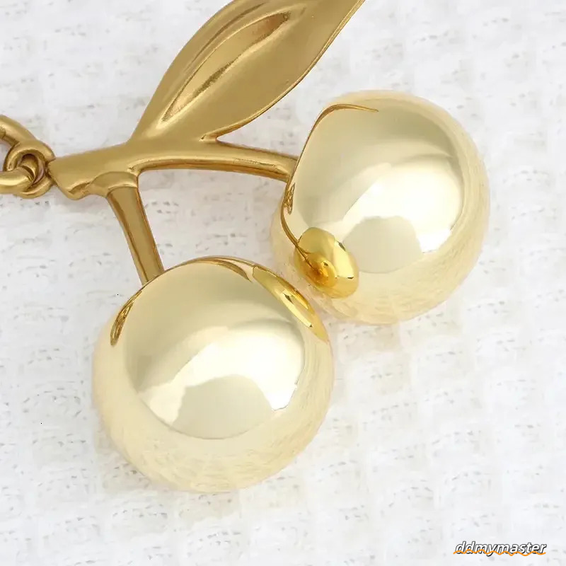 Golden Cherry Keychain For Women And Men, Fashionable Glitter Keyring Fruit Pendant Bag Accessory Ddmymaster