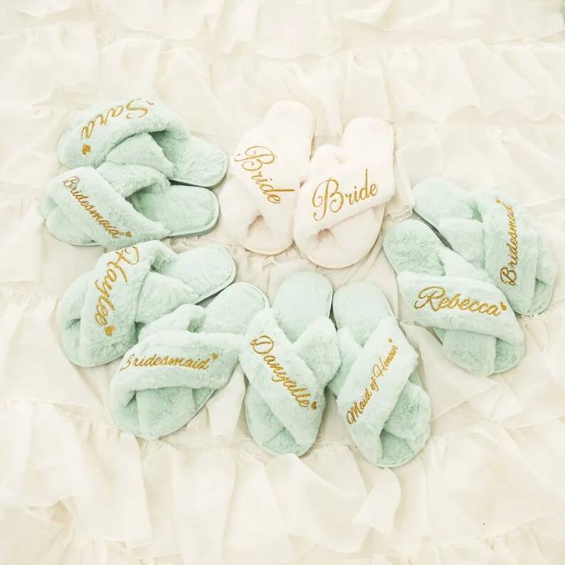 Olive Bride Bridesmaid Gift, Bachelorette Gift Set, Custom Fluffy Slippers, Fuzzy Bridal Party Slippers ddmythur