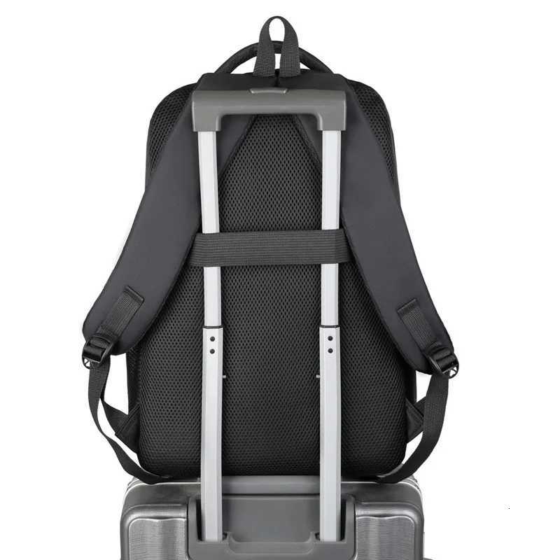 Mens Travel Backpack New Large Capacity Lightweight Women Hiking Backpacks 16 inch Laptop Bags Teenager School Backpack W251025