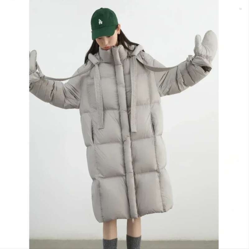 New Women Coats Solid Loose Casual Hooded Jacket Female Soft 90 White Duck Down Coat Thick Autumn Winter 2025 Coats Designer Women