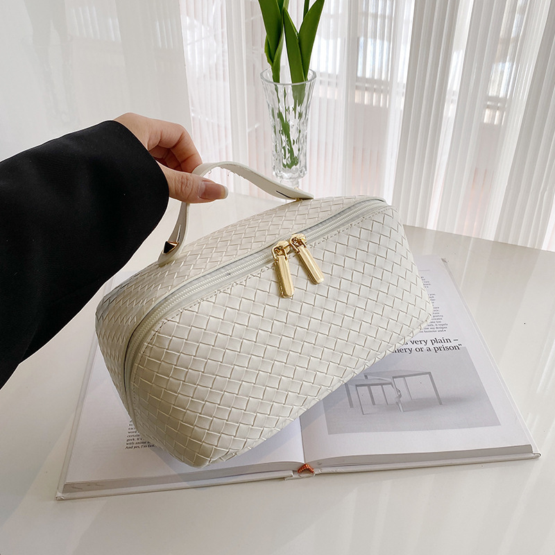 Luxury Brand Designer Bag Cosmetic Bag Solid Color Woven Diamond Wash Bag Large Capacity Travel Spill-Proof Storage Bag Waterproof