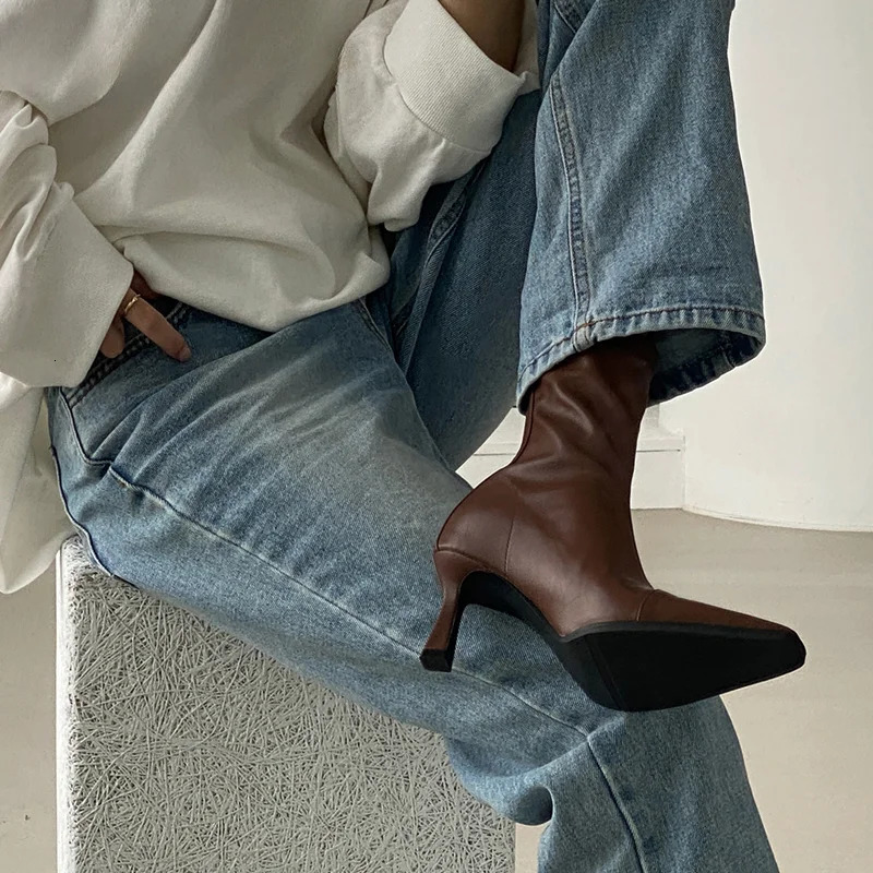 Pointed Toe Women Short Boots Fashion Zippers Slim Ankle Booties Thick High Heel Autumn Winter Ladies Shoes 251020
