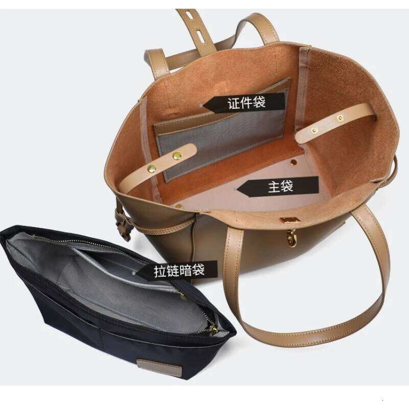 Women's Large Capacity Armpit Shoulder Bag Ladies Genuine Leather Commuter Shopper Bags High Quality Handbags Big Tote 251025