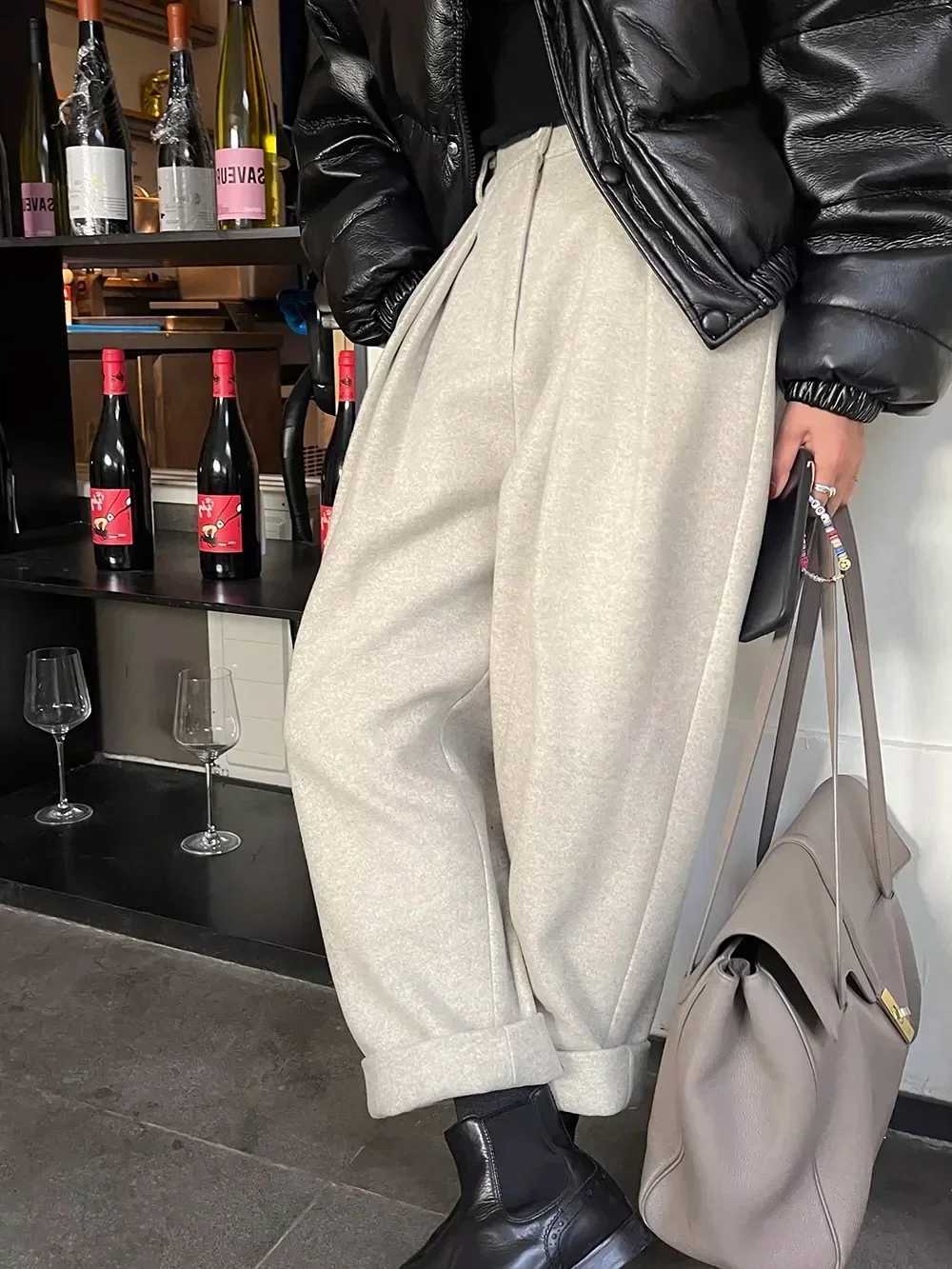 2024 Chic Women Casual Loose Pockets Woolen Suit Pants Autumn Winter High Waist Thicken Korean Ladies Solid Harem TrousersT251025