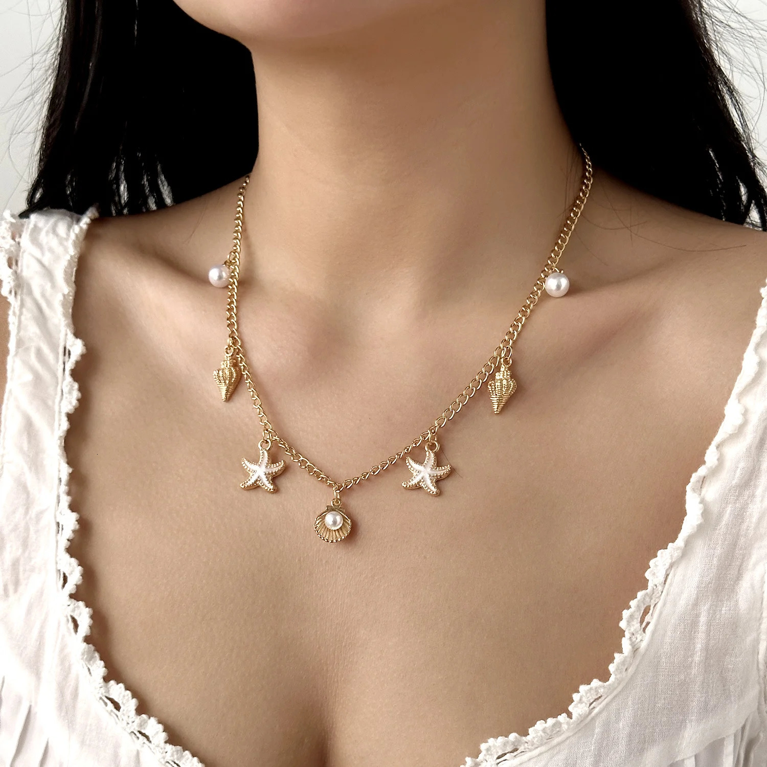 Fashion Gold Color Starfish Conch Turtle Pendant Necklace for Women Handmade Shell Chain Necklace Summer Beach Party Jewelry 251023