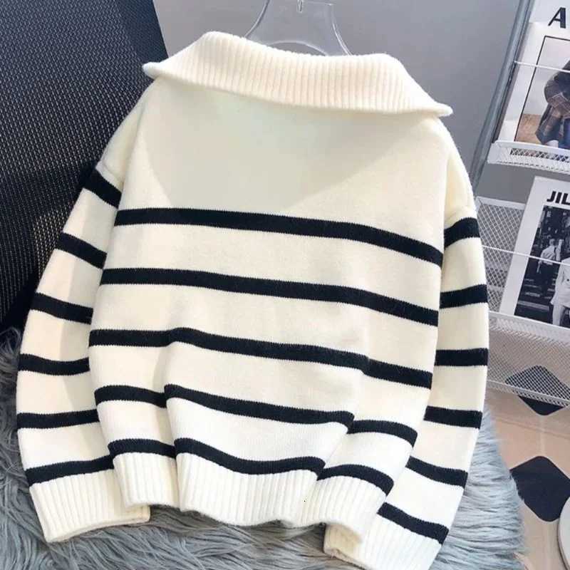 Women Stripe Sweater Autumn 2025 New Zipper Long Sleeve Popular Premium Sweater Female Winter PulloverT251025