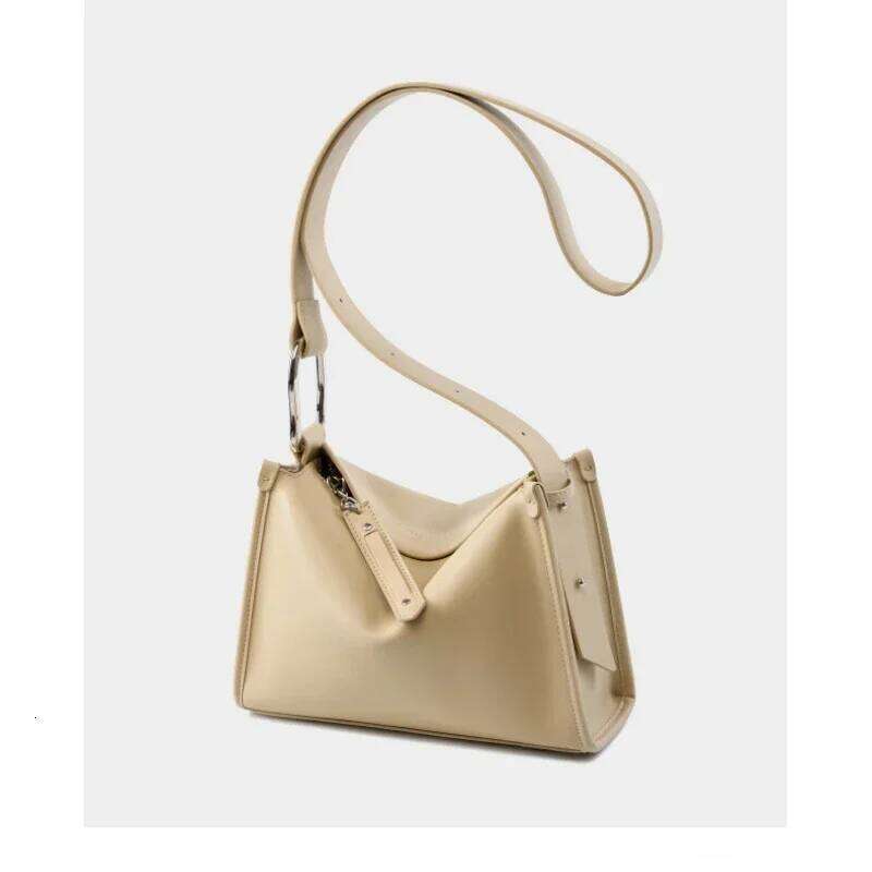 Womens Messenger Genuine Leather Shoulder Bag The First Layer Cowhide Designer Handbag Large Capacity Pillow Bags Suotong251025