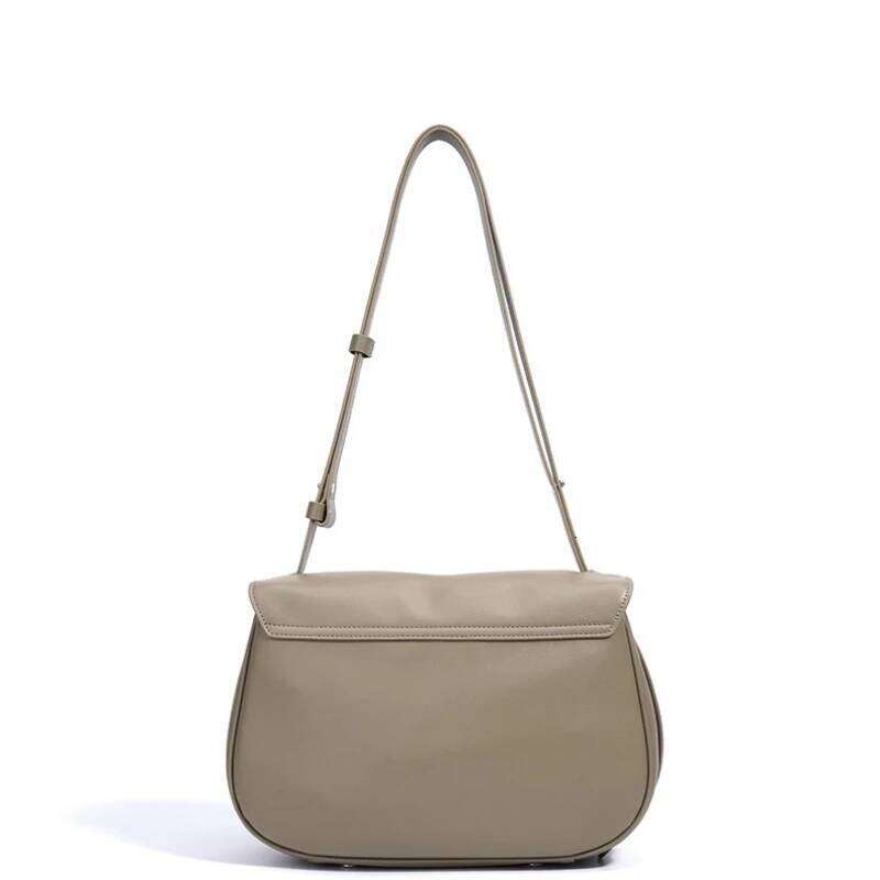Vintage Genuine Leather Women Fashion Messenger Large Capacity Pretty Style Postman Shoulder Commuter Crossbody Bags Suotong251025