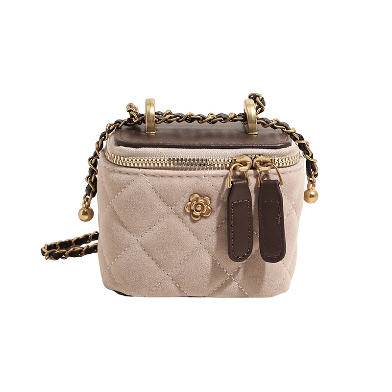 new Free delivery designer shoulder bag Fashionable crossbody bag wear-resistant comfortable simple and casual