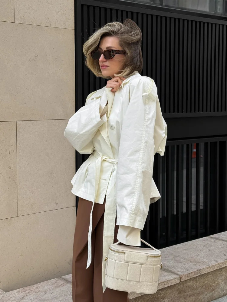 Double Breasted Waist Cinching Lace Up Short Windbreaker Women Retro Turndown Collar Long Sleeve Patchwork Coats Chic Lady Coat 251013