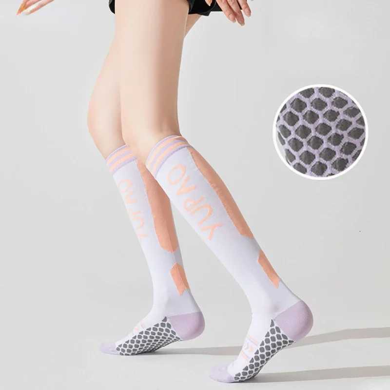 Running Compression Socks Varicose Veins Swollen Long Tube Socks 2030mmhg Men Women Marathon Cycling Football Gym Sports Socks Y251024