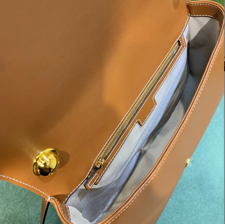 Designer leather women's bag Designer Shoulder bag Fashion crossbody bag Underarm bag Luxury women's bag 815714 Tote bag with handles high quality