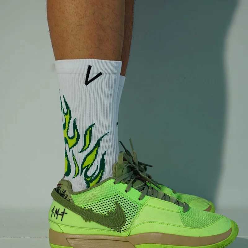 Veidoorn 3 Pairs NonSlip Sports Socks for Men Women Breathable Athletic Cushioned Ankle Socks Towel Sole Trendy Flame Pattern Y251024