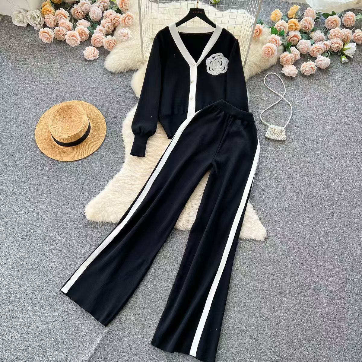 Ladies' high-grade casual knitting fashion suit women's loose long-sleeved shirt in autumn and winter+high-waist drape trousers C260312